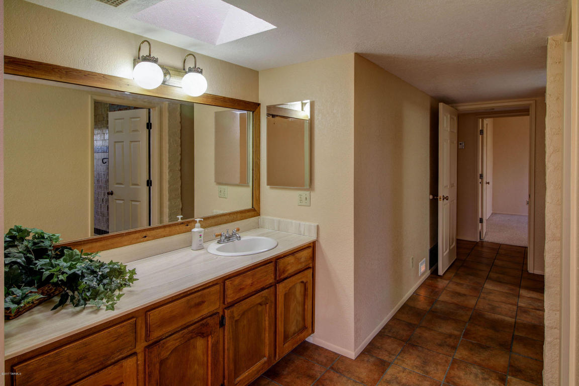 12050 E Jefsumark Cir, Tucson, AZ 85749 photo 21