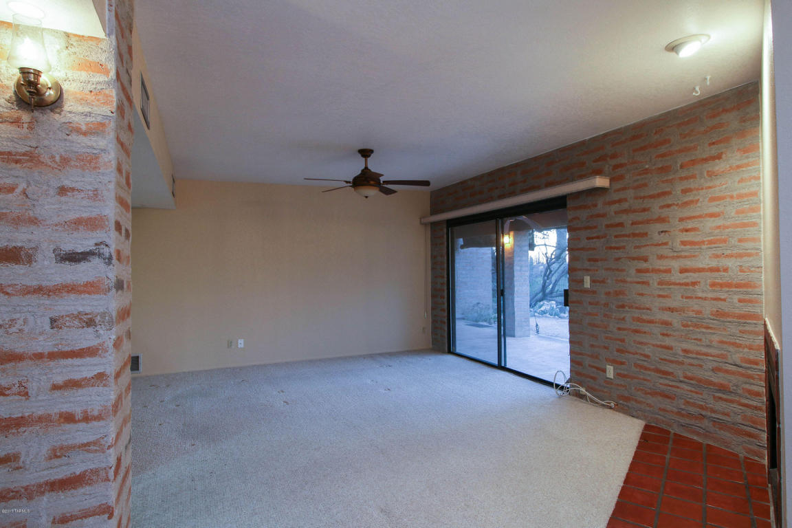 12050 E Jefsumark Cir, Tucson, AZ 85749 photo 10