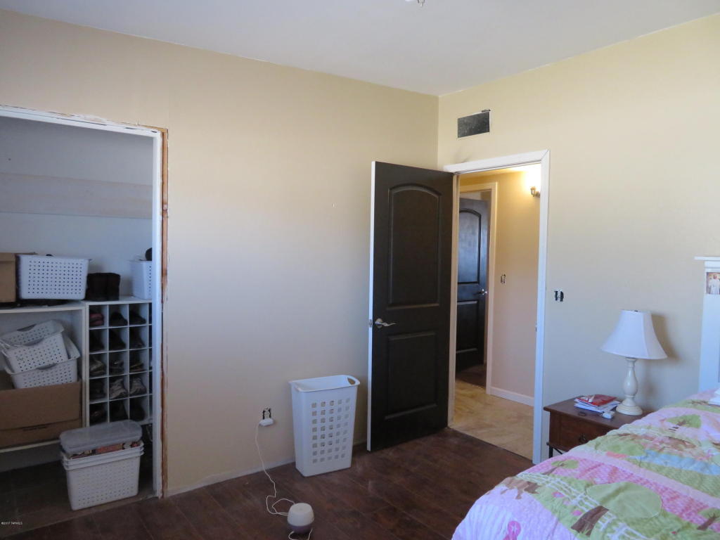 23 E Barry Ln, Saint David, AZ 85630 photo 11