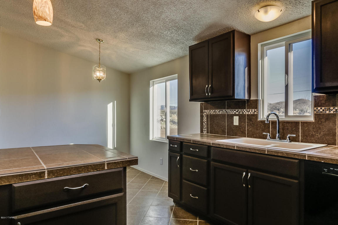 13425 E Copper Chief Trl, Vail, AZ 85641 photo 5