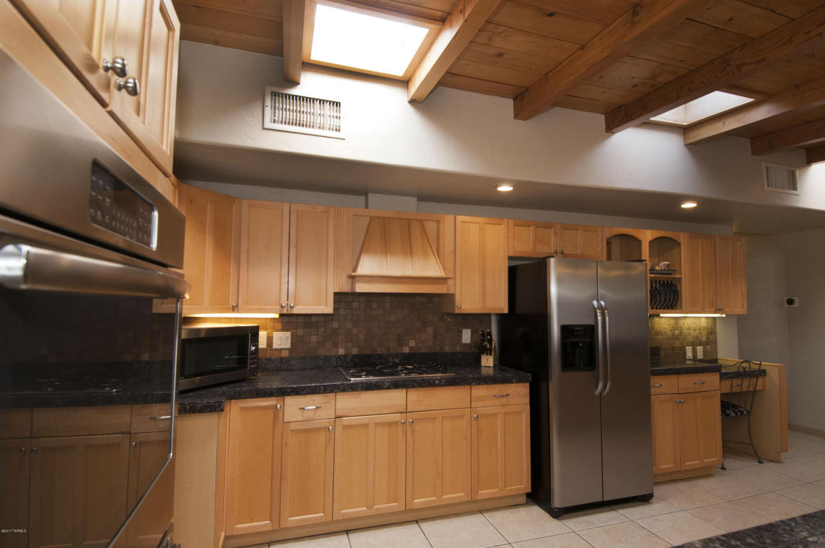 1935 E Lind Rd, Tucson, AZ 85719 photo 7