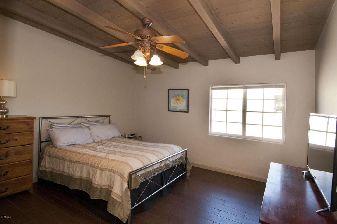 1935 E Lind Rd, Tucson, AZ 85719 photo 25