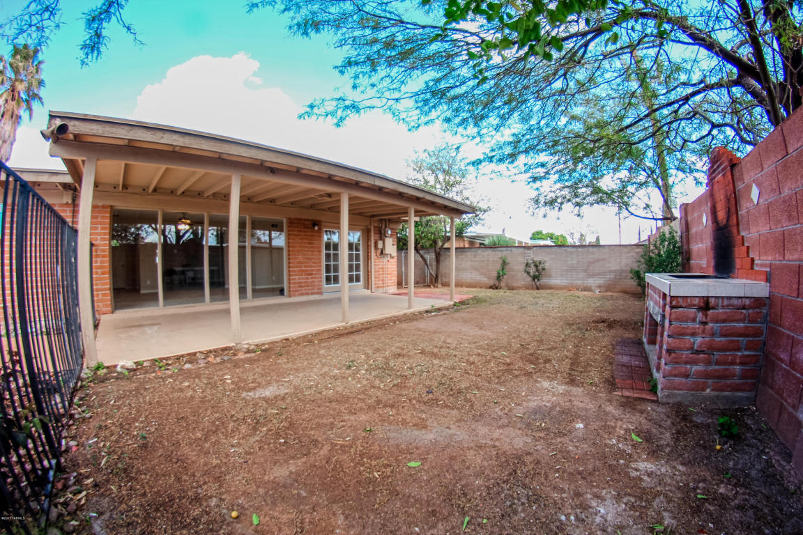 7526 E 34th St, Tucson, AZ 85710 photo 18