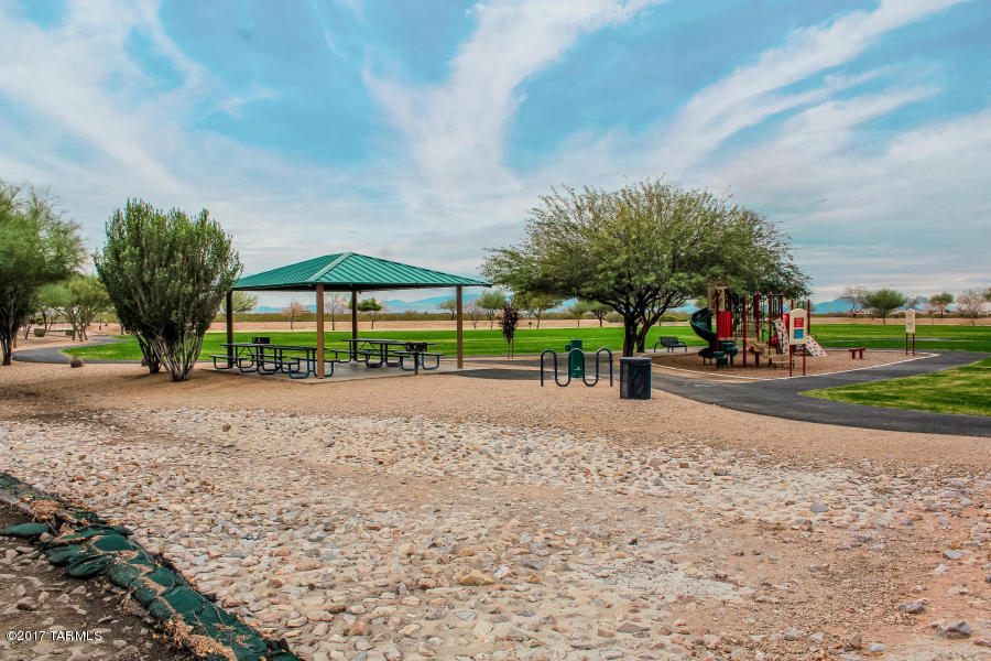 5240 E Desert Straw Ln, Tucson, AZ 85756 photo 22