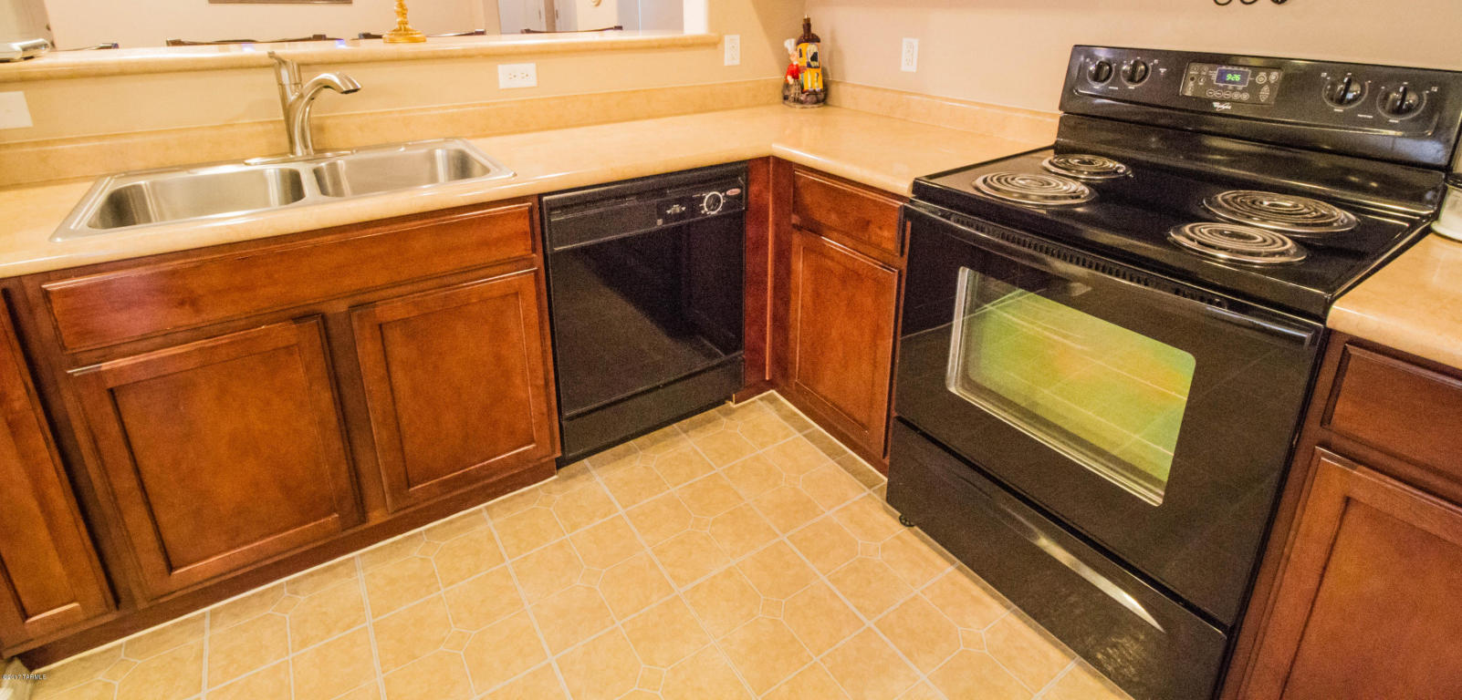 5240 E Desert Straw Ln, Tucson, AZ 85756 photo 5