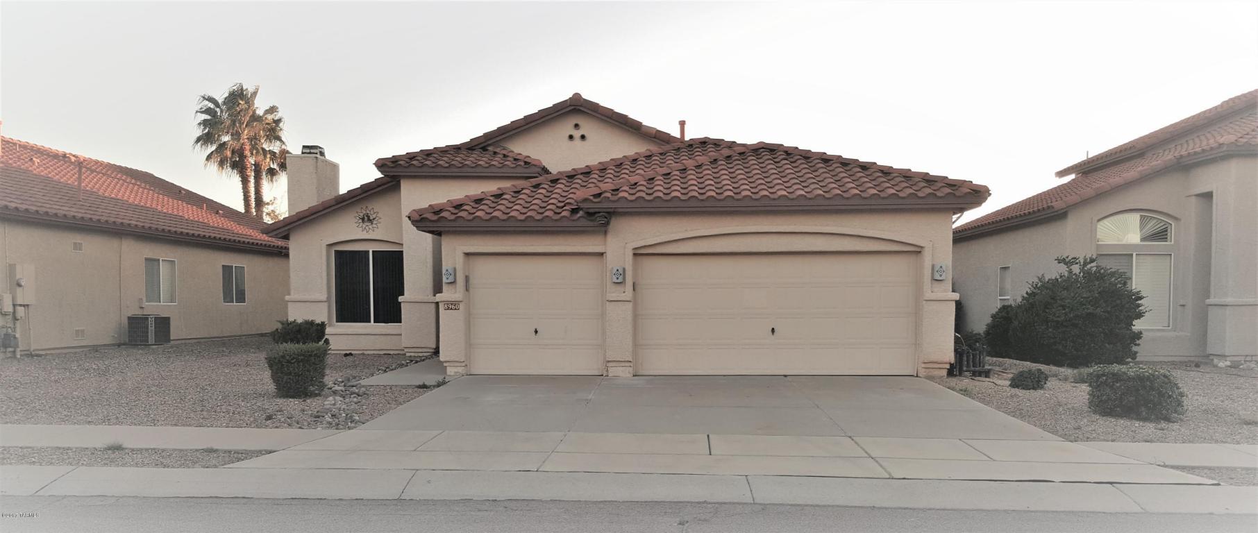 8960 E Rainsage St, Tucson, AZ 85747 photo 1