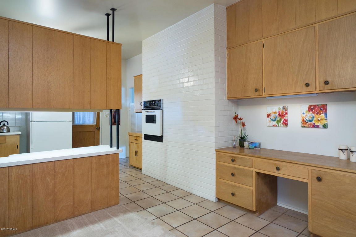 5611 E 7th St, Tucson, AZ 85711 photo 3