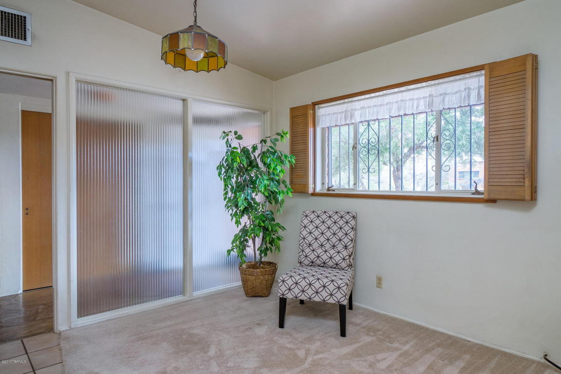 5611 E 7th St, Tucson, AZ 85711 photo 6