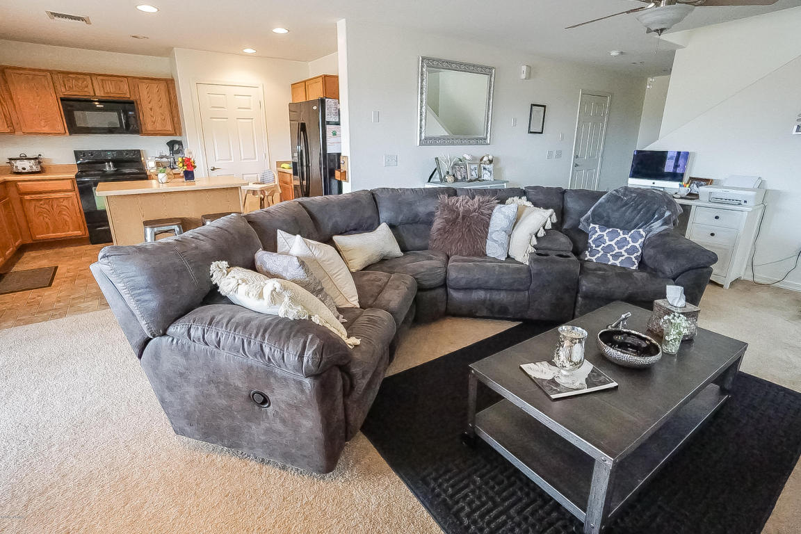 5307 E Desert Straw Ln, Tucson, AZ 85756 photo 3