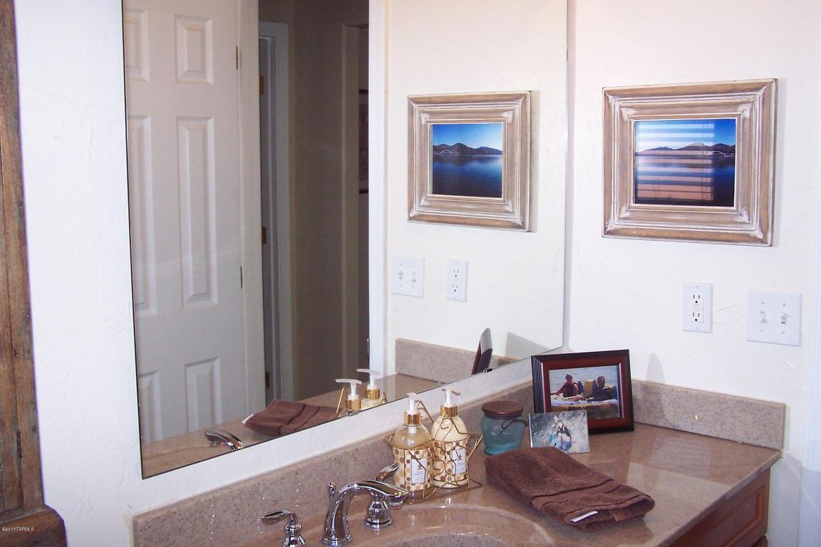 533 W Iron Rose Rd, Willcox, AZ 85643 photo 4