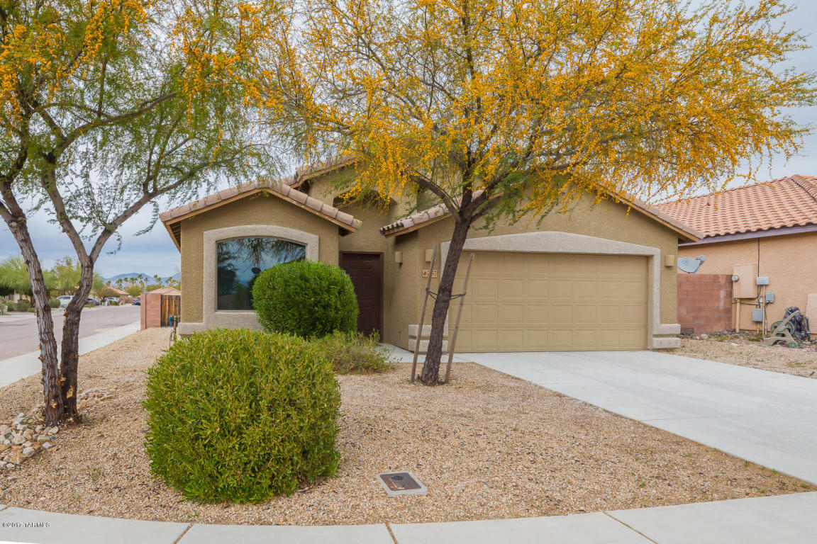 7157 E Bloomtree Ln, Tucson, AZ 85756 photo 2