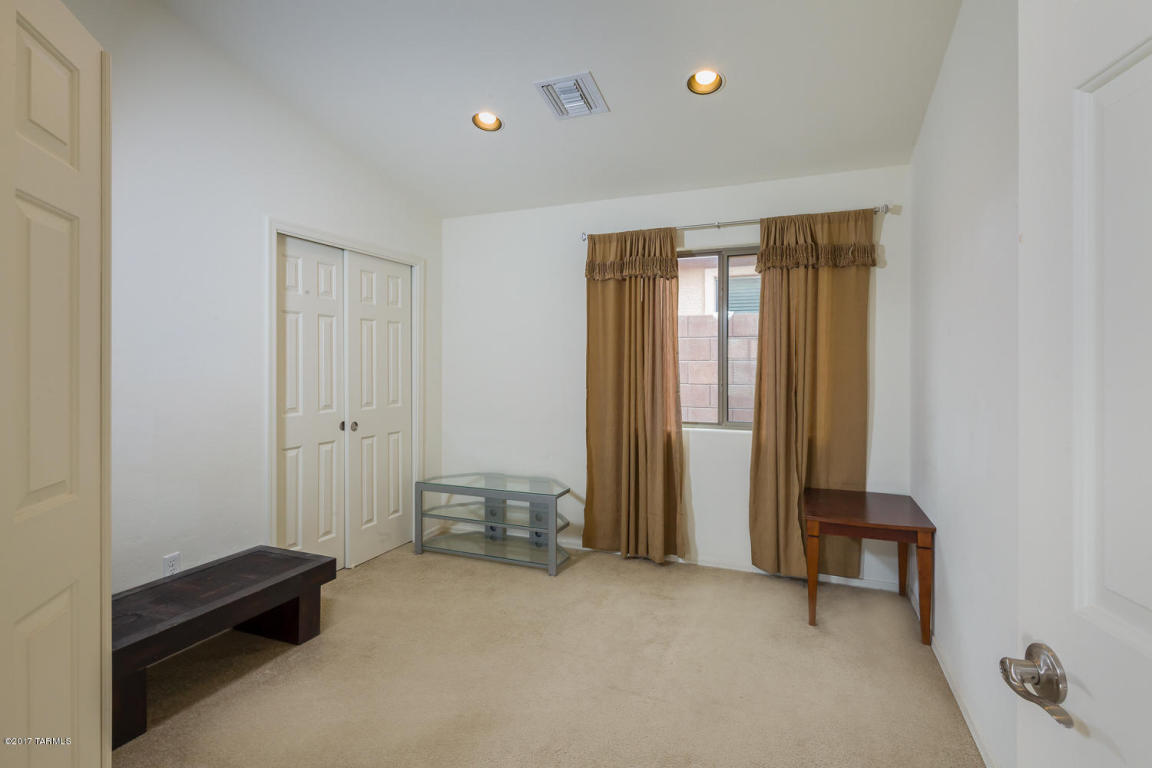 7157 E Bloomtree Ln, Tucson, AZ 85756 photo 11