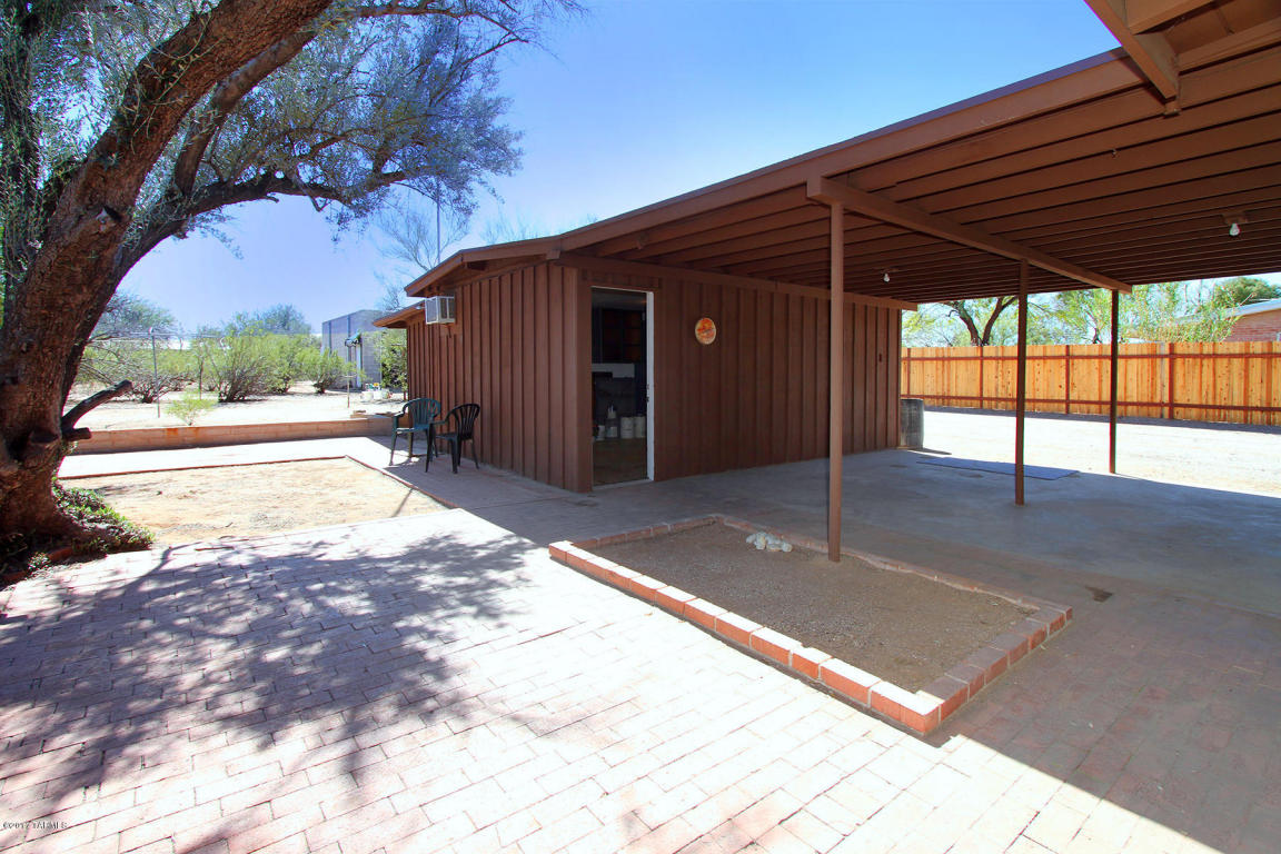 1630 E Greenlee Rd, Tucson, AZ 85719 photo 7