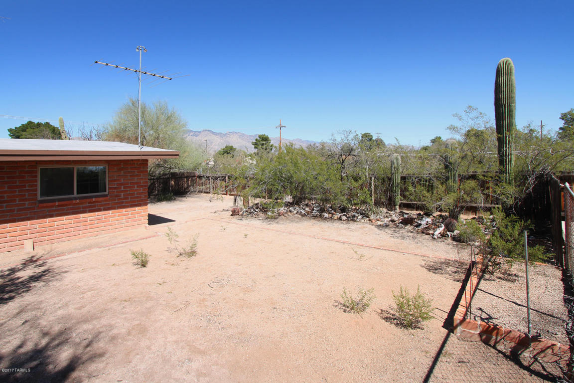 1630 E Greenlee Rd, Tucson, AZ 85719 photo 27