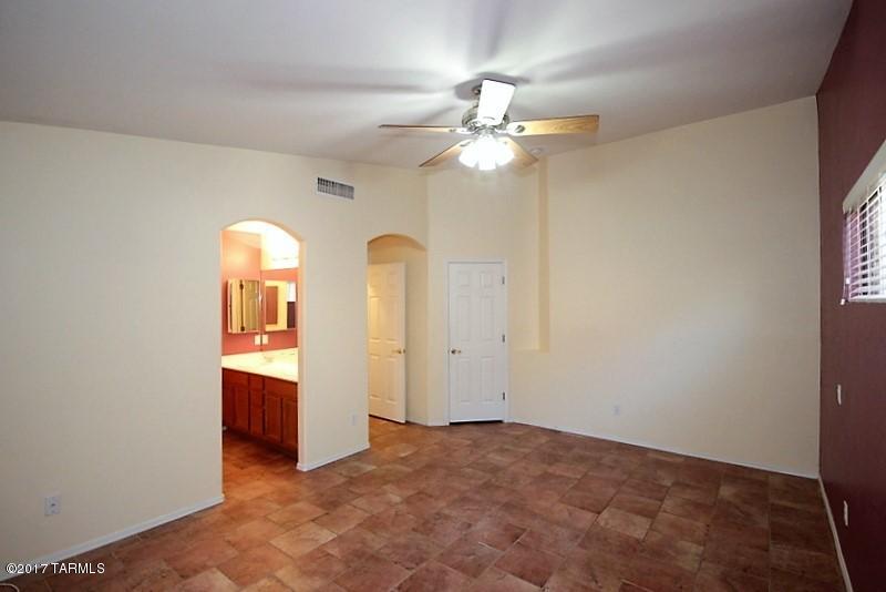 5154 E Circulo Las Cabanas, Tucson, AZ 85711 photo 13