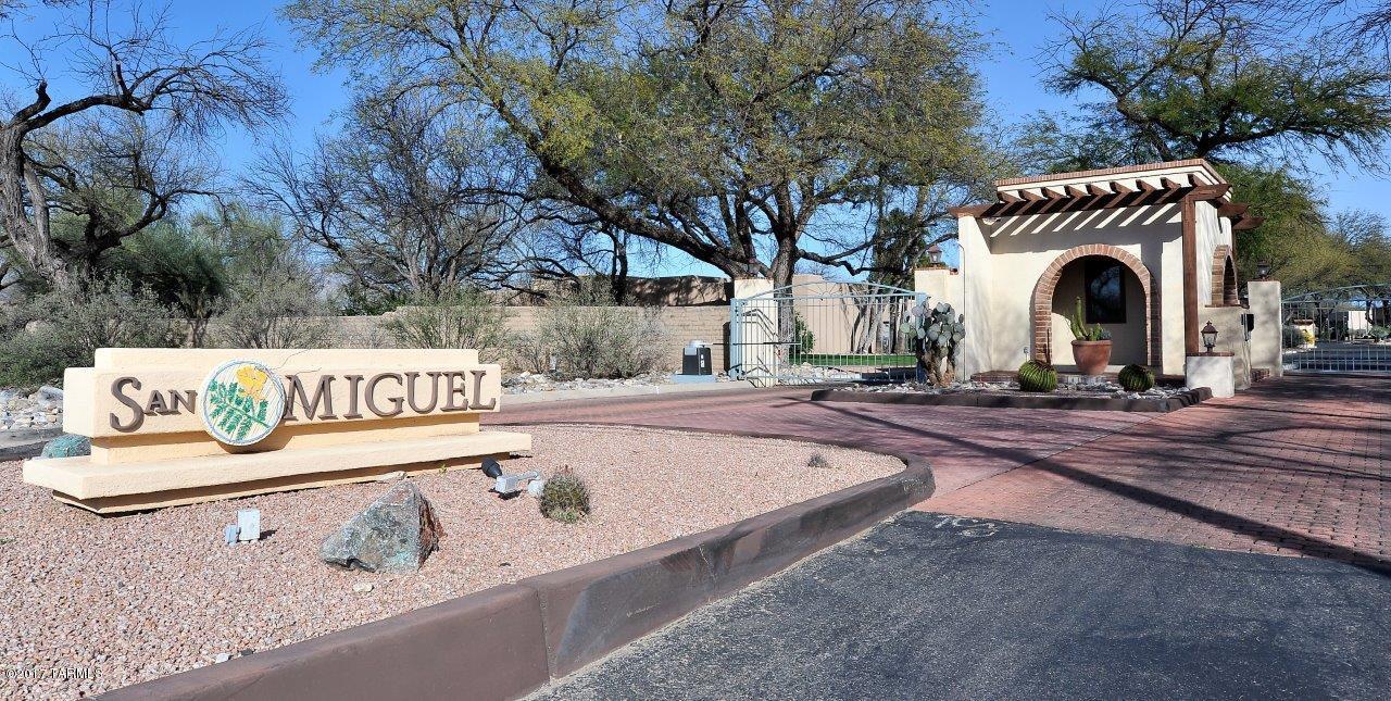 5590 E Binghampton Dr, Tucson, AZ 85712 photo 25
