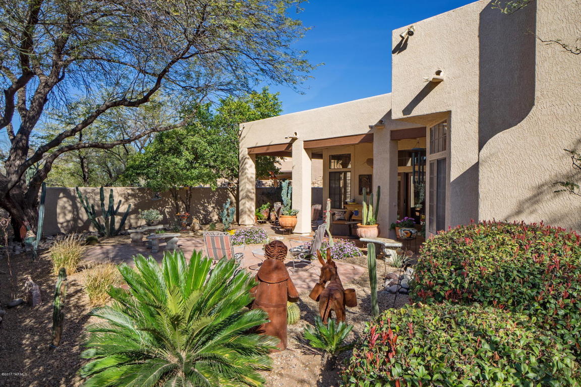 5590 E Binghampton Dr, Tucson, AZ 85712 photo 8