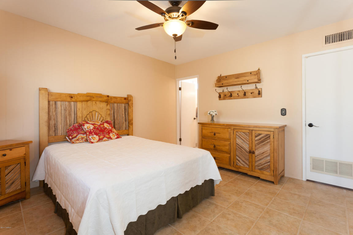 8150 E Cloud Rd, Tucson, AZ 85750 photo 10