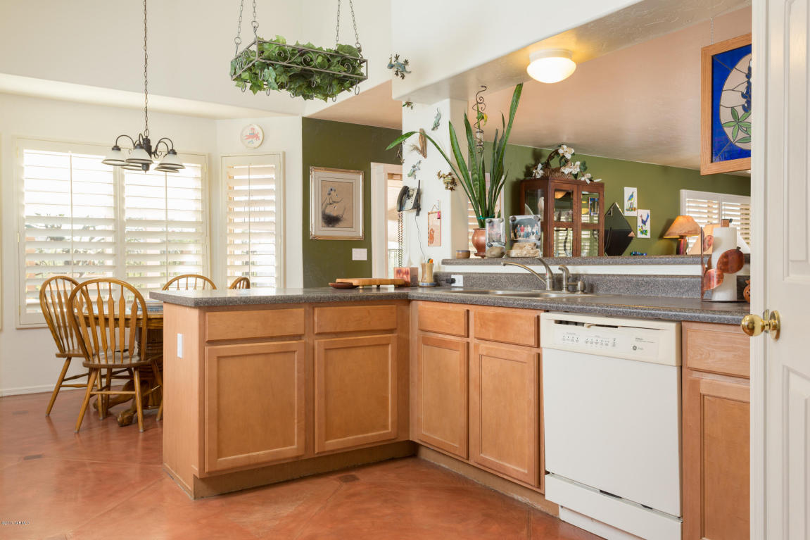 10266 E Buffaloberry Loop, Tucson, AZ 85748 photo 11