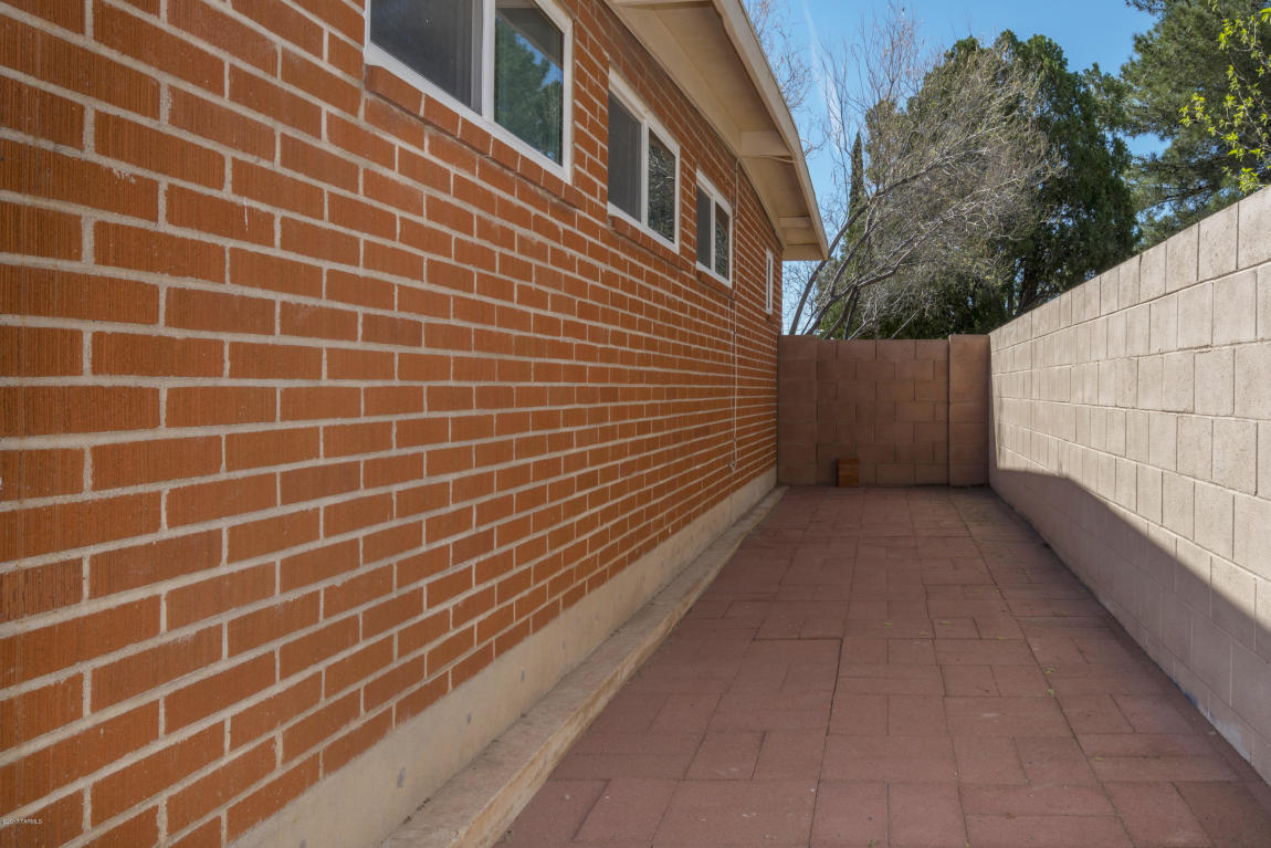 8249 E Beverly St, Tucson, AZ 85710 photo 29