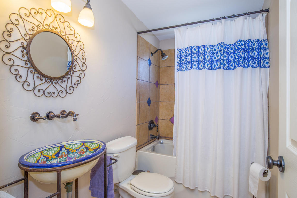 8249 E Beverly St, Tucson, AZ 85710 photo 24