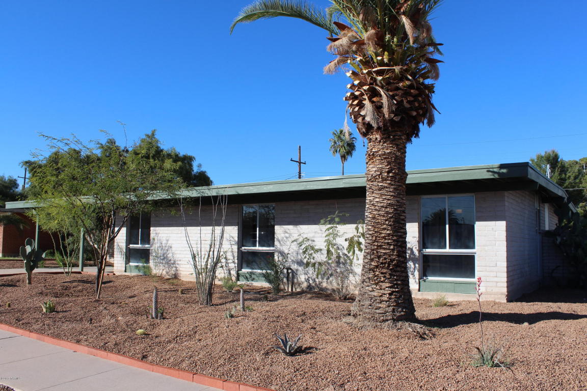 8149 E 6th St, Tucson, AZ 85710 photo 2