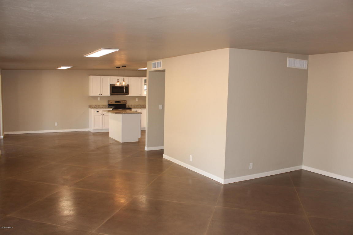 8149 E 6th St, Tucson, AZ 85710 photo 8