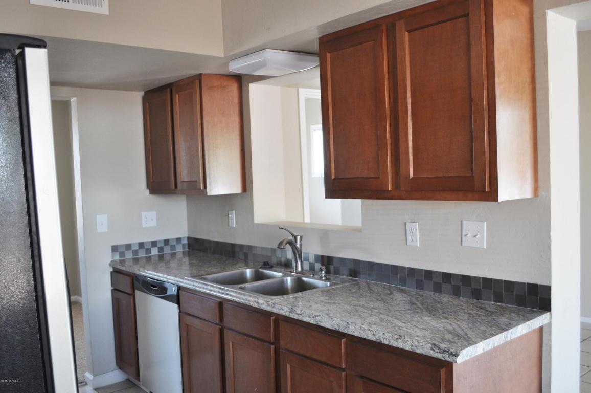 6151 E 28th St, Tucson, AZ 85711 photo 4
