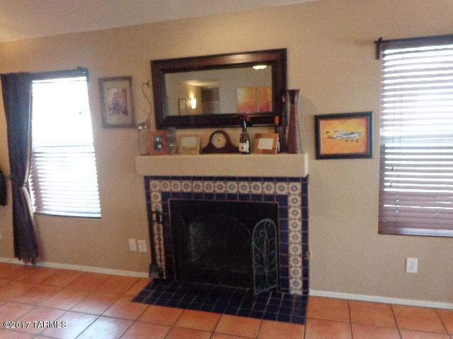6427 E David Dr, Tucson, AZ 85730 photo 9