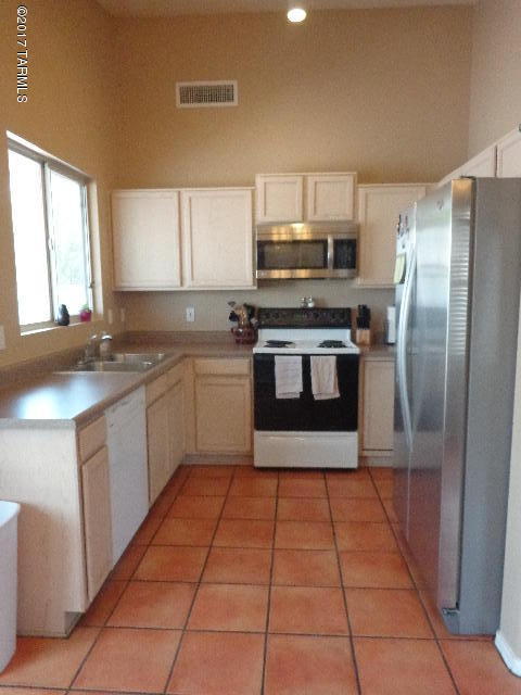 6427 E David Dr, Tucson, AZ 85730 photo 12
