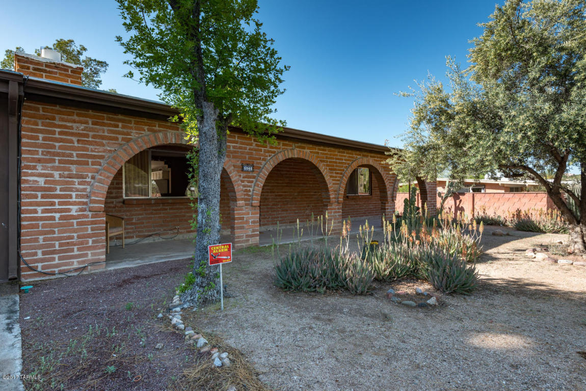 8840 E Hawk Pl, Tucson, AZ 85749 photo 18