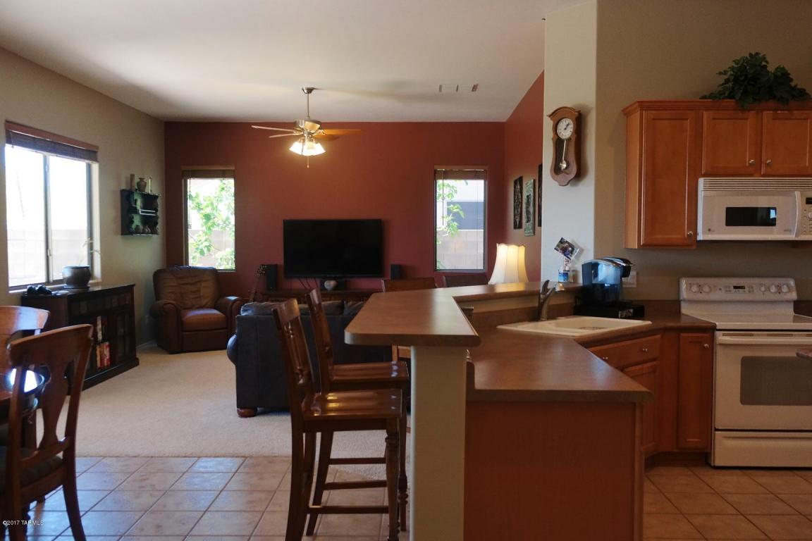 10538 E Heartleaf Dr, Tucson, AZ 85747 photo 22