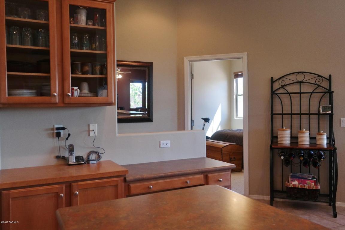 10538 E Heartleaf Dr, Tucson, AZ 85747 photo 19