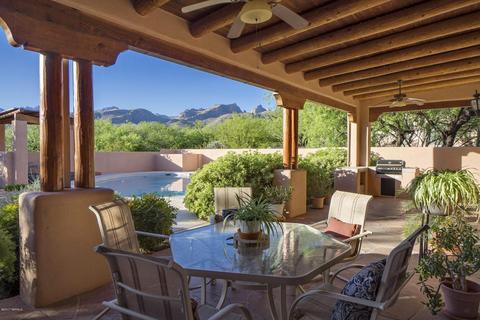 9855 E Fire Agate Pl, Tucson, AZ 85749 photo 2