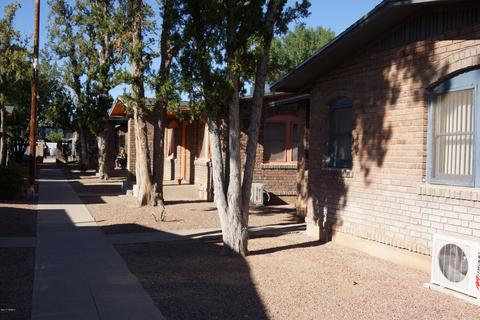 725 E 10th St, Tucson, AZ 85719 photo 4