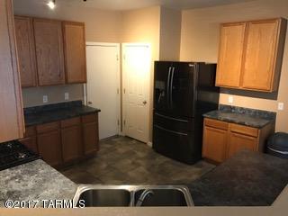 7000 S Dunnock Dr, Tucson, AZ 85756 photo 4