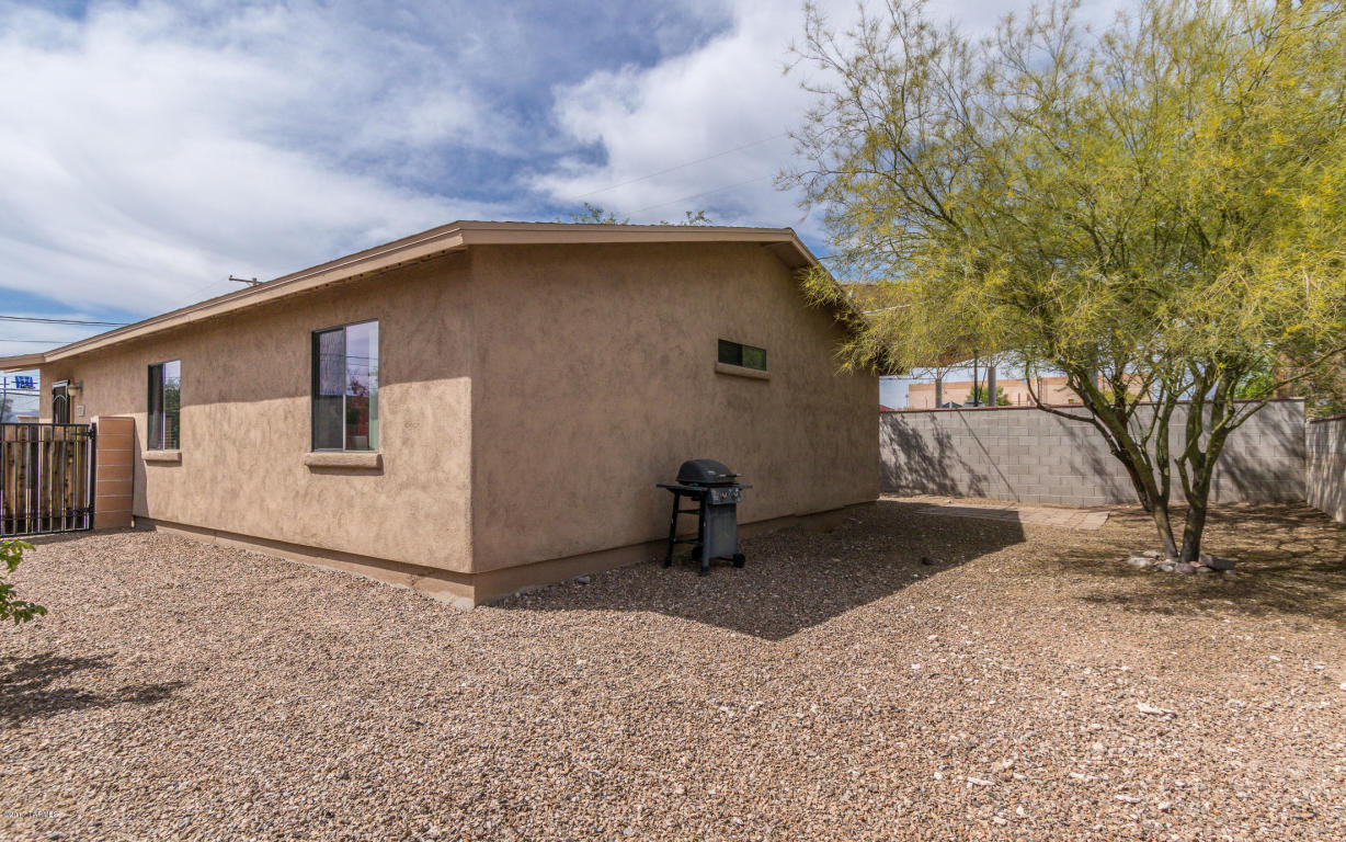 237 E Waverly St, Tucson, AZ 85705 photo 23