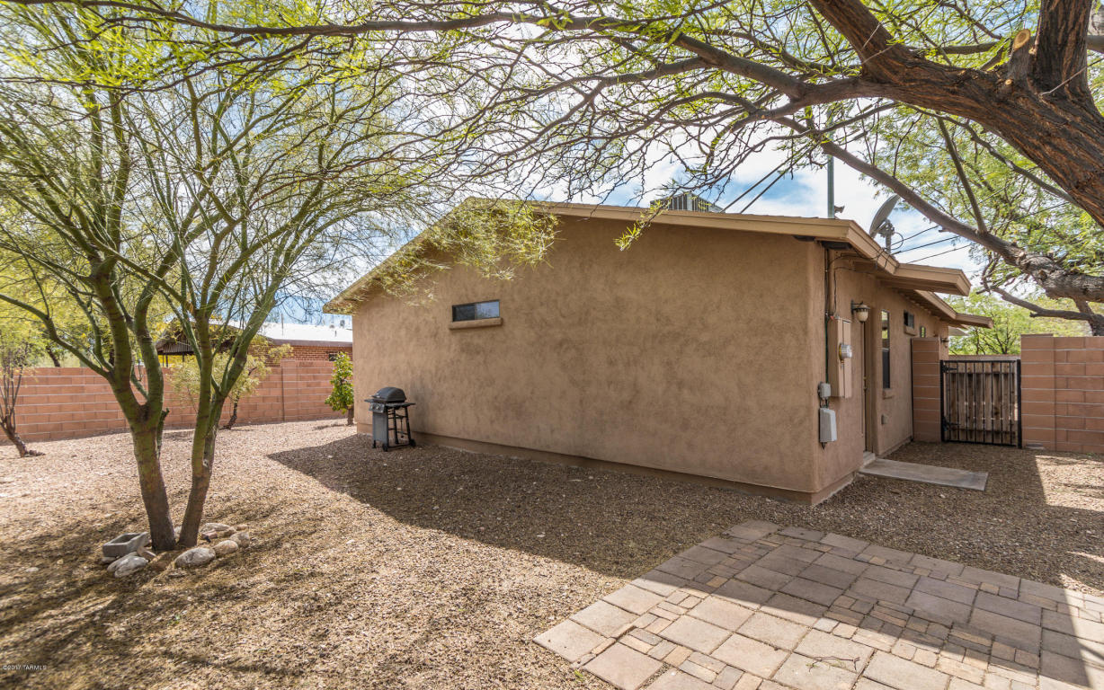 237 E Waverly St, Tucson, AZ 85705 photo 24