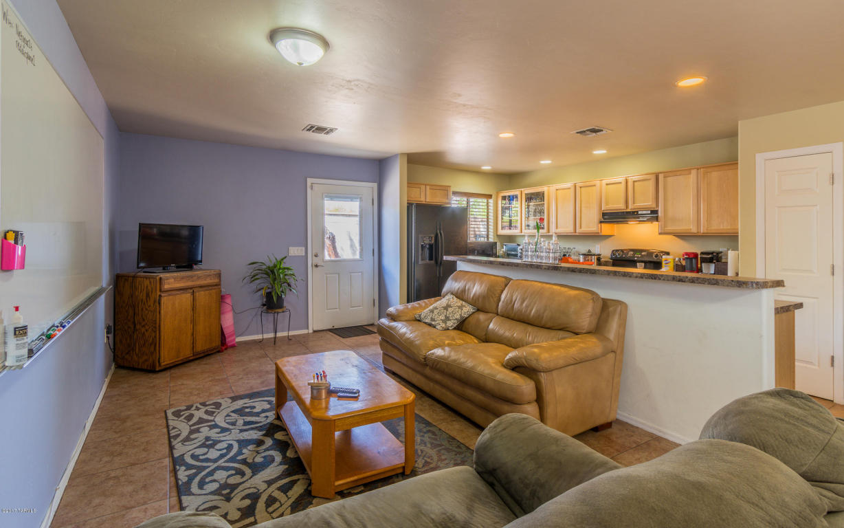 237 E Waverly St, Tucson, AZ 85705 photo 1