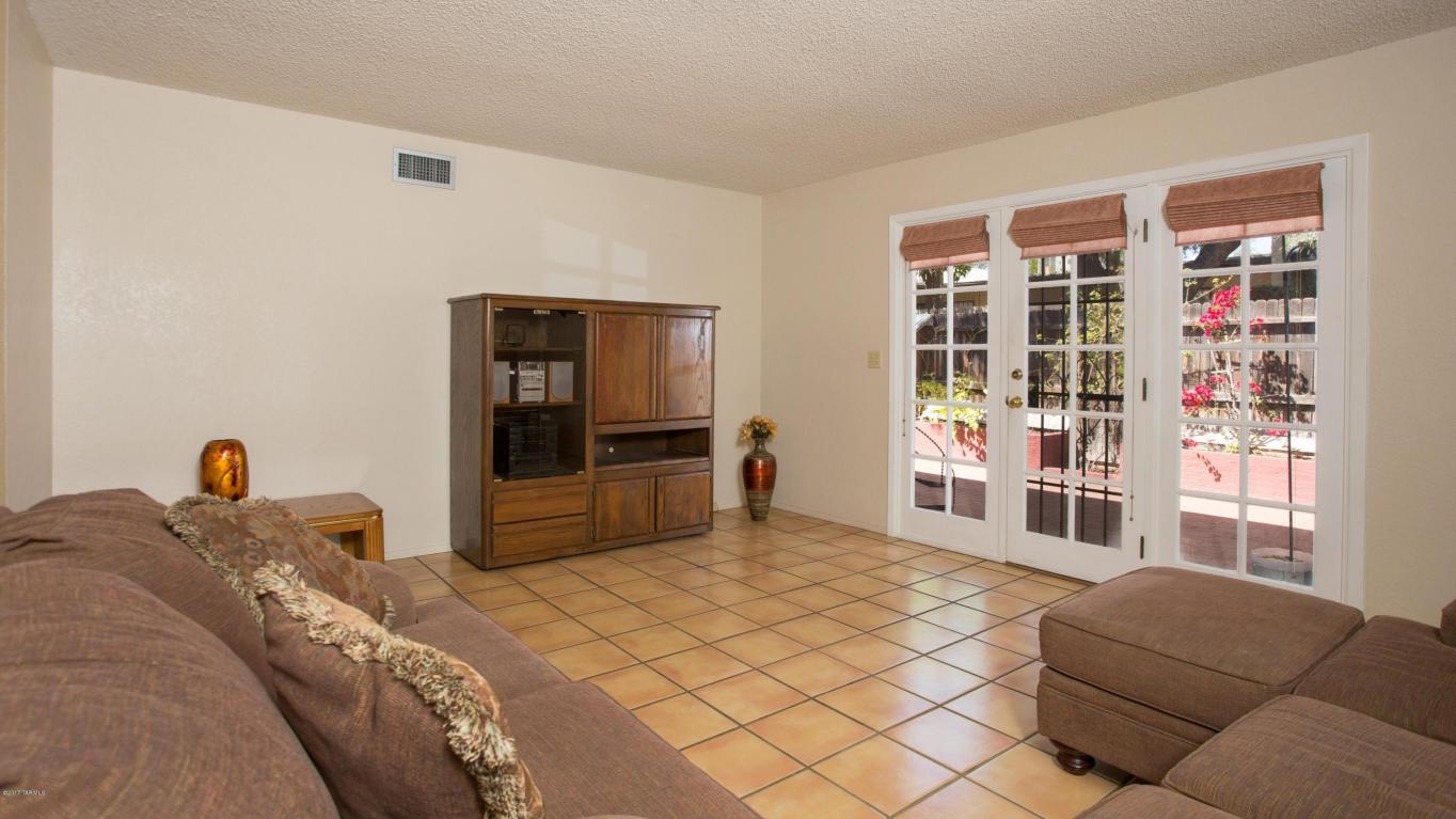 1228 S Wright Rd, Tucson, AZ 85713 photo 7