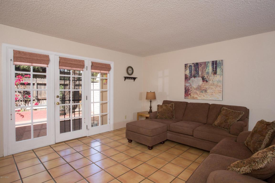 1228 S Wright Rd, Tucson, AZ 85713 photo 6