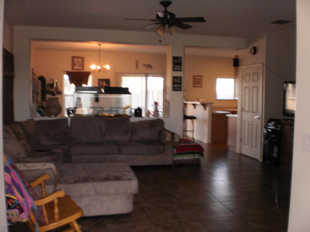 3858 E Bright View St, Tucson, AZ 85706 photo 2