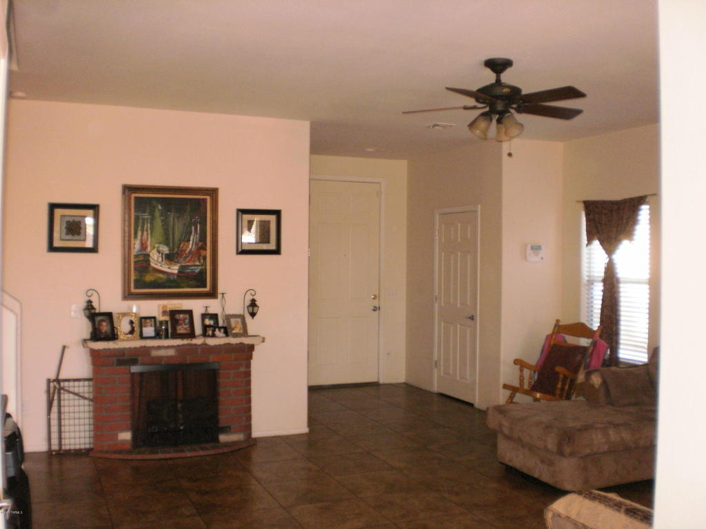 3858 E Bright View St, Tucson, AZ 85706 photo 8