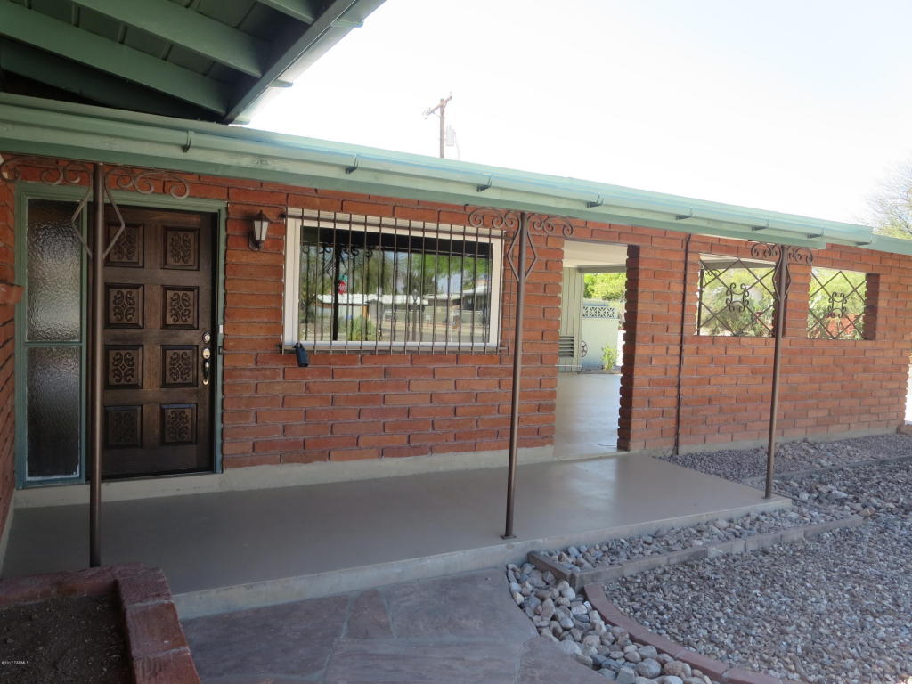 5802 E Baker St, Tucson, AZ 85711 photo 1