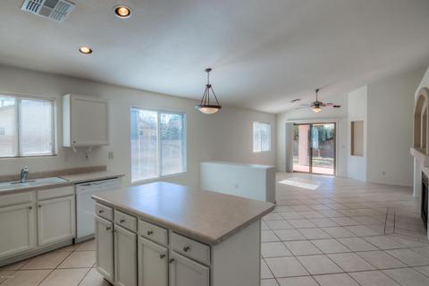 8992 E Maxwell Dr, Tucson, AZ 85747 photo 12