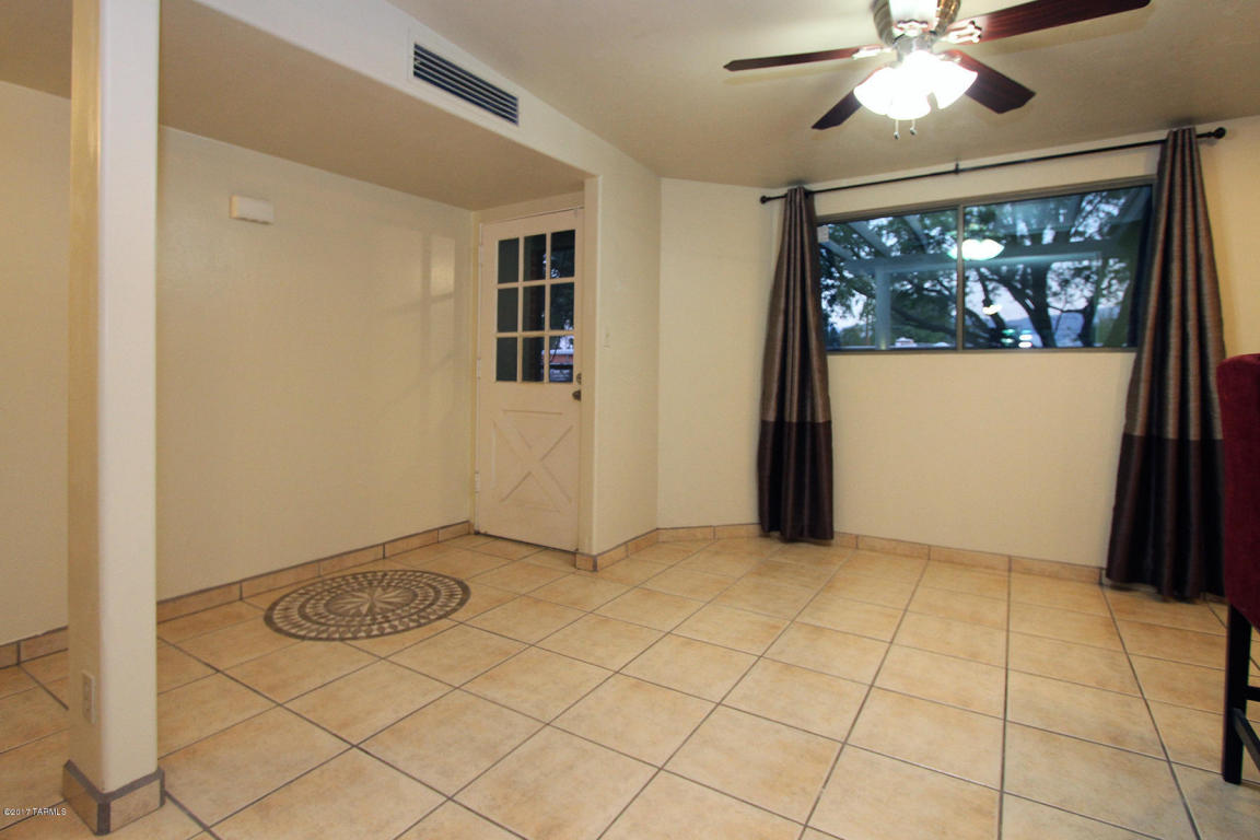 7950 E 20th Pl, Tucson, AZ 85710 photo 10