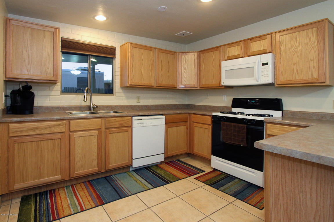 7950 E 20th Pl, Tucson, AZ 85710 photo 4