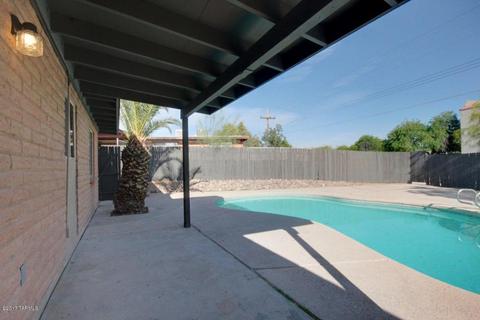 8432 E Beverly St, Tucson, AZ 85710 photo 17