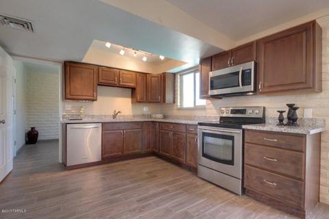 8432 E Beverly St, Tucson, AZ 85710 photo 6