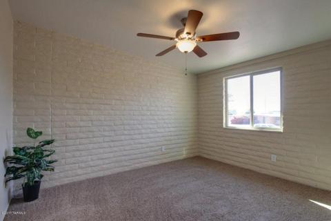 8432 E Beverly St, Tucson, AZ 85710 photo 13